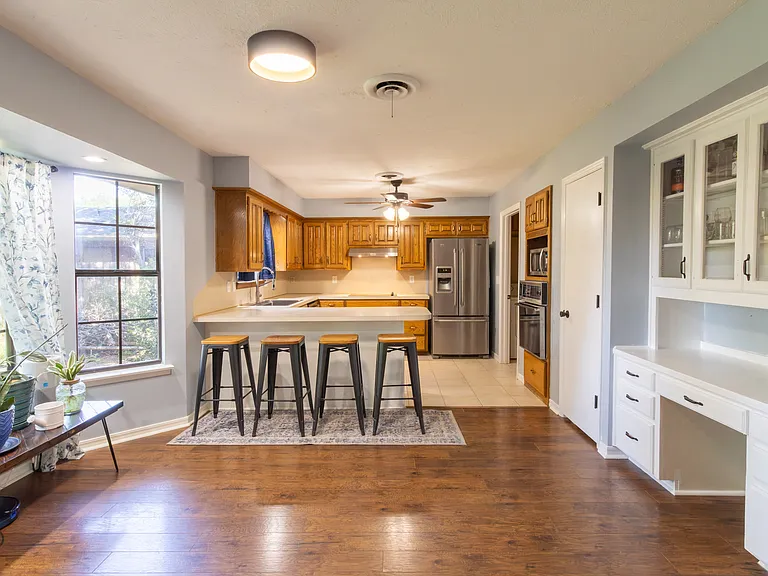 1535 Primrose Dr — Photo 12
