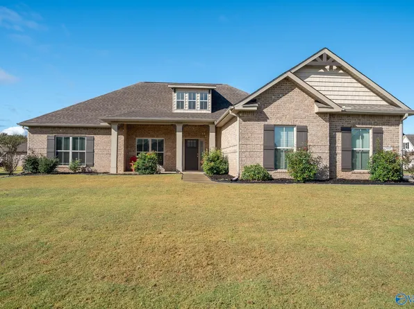17277 Calcite Dr, Athens, AL 35613