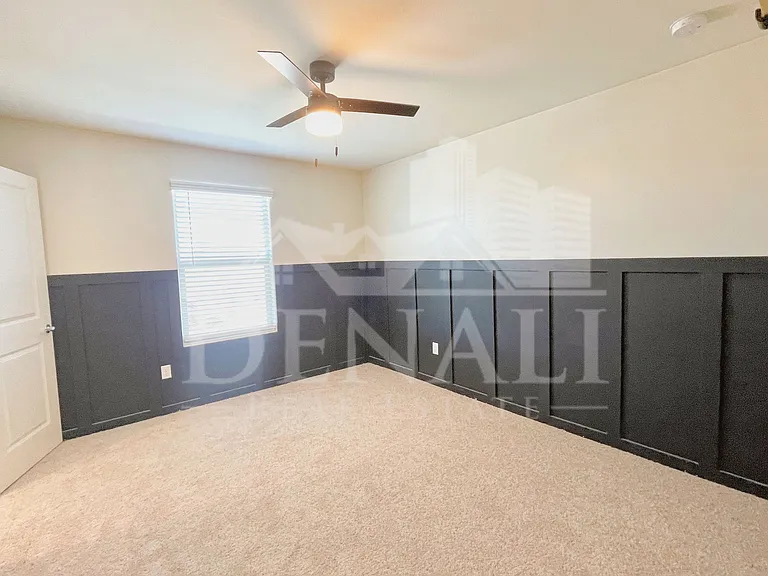 866 E Artesia Pl — Photo 21