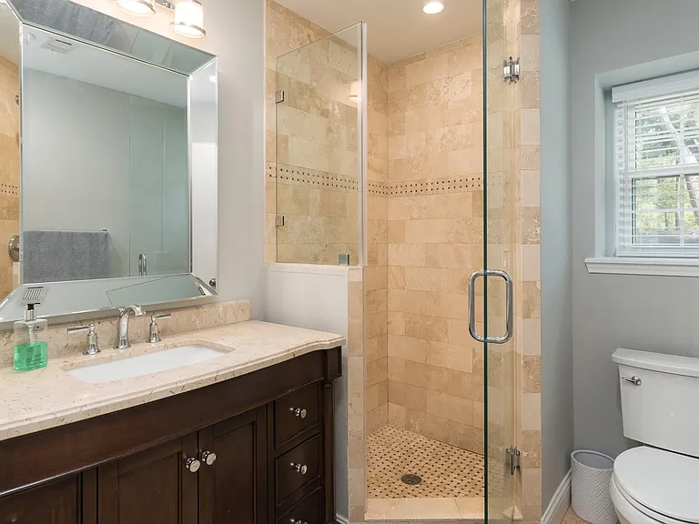 726 Thistlewood Dr — Photo 22