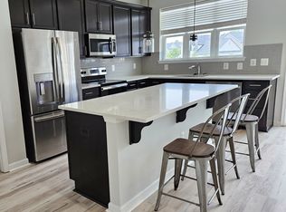 405 Miles Hawk Ter, Purcellville, VA 20132