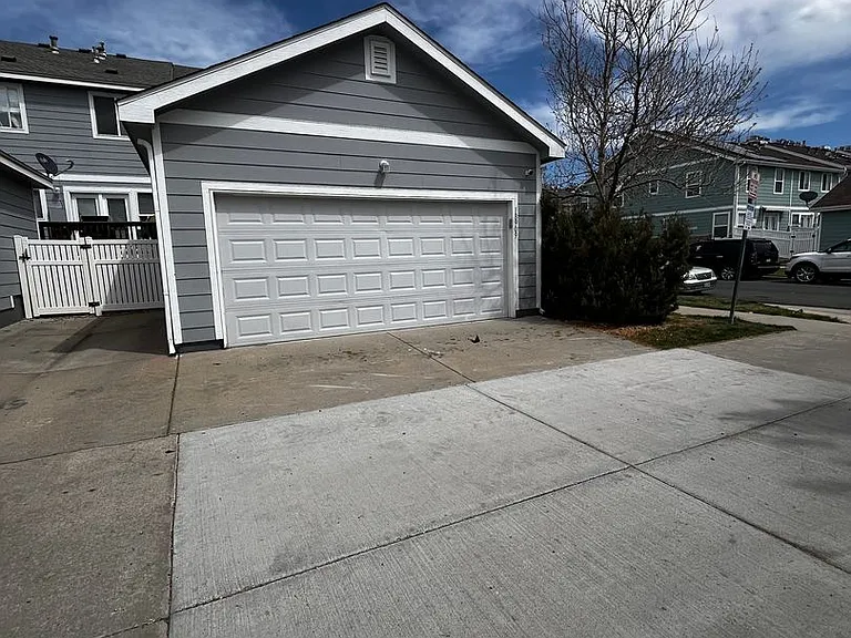 18909 E 58th Ave — Photo 6