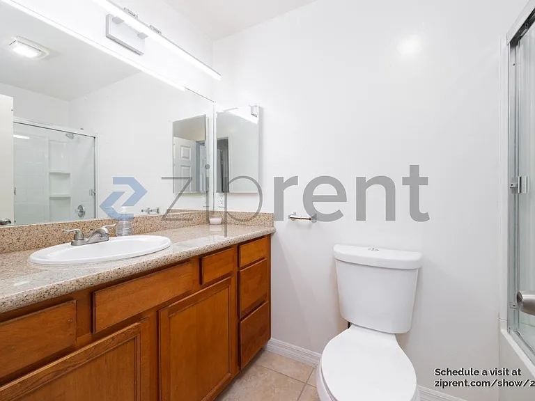 1784 Elm Ave — Photo 16