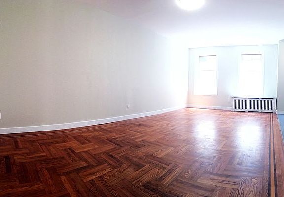 3rd image of 3900 Greystone Ave APT 62F