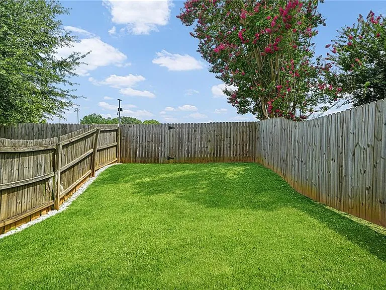 1528 Paces Ferry North Dr SE — Photo 24