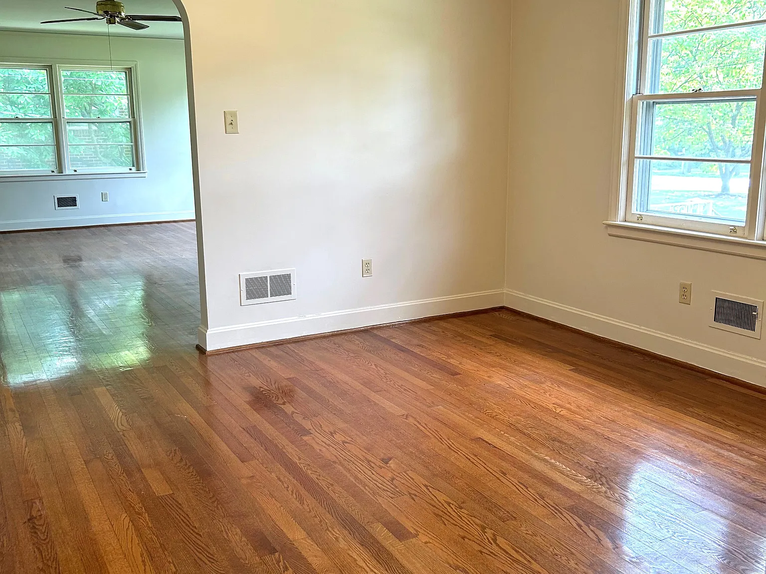 2 bed, 1.5 bath, 1497 sqft, $2,200 — Photo 4