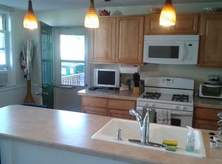 28 Salem St APT 1, Reading, MA 01867