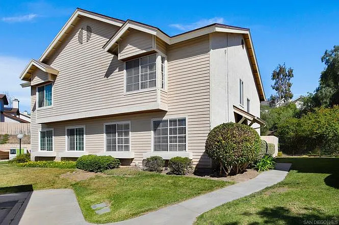 1463 Manzana Way — Photo 14