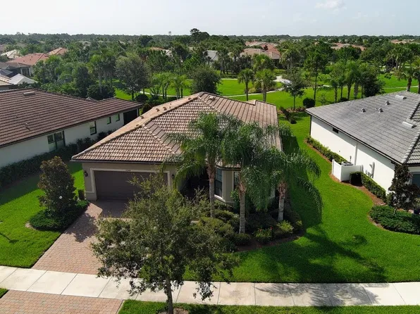 5244 Turtle Creek Cir, Vero Beach, FL 32967
