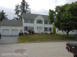 9 Sunblaze Dr, Nashua, NH 03062