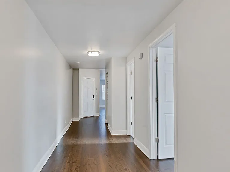 8248 S Maryland Ave #2S — Photo 1