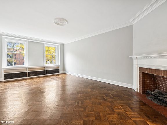 3rd image of 73 E Elm St APT 3B