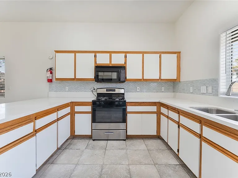 1652 Wendell Williams Ave — Photo 14
