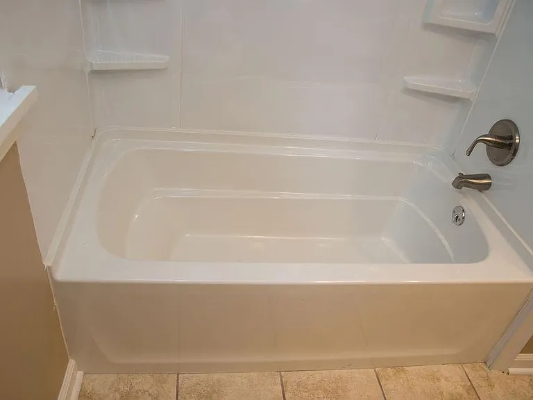 1223 Greenbrier Rd #1/2 — Photo 6