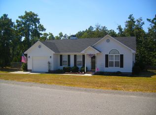130 Raymond St, Raeford, NC 28376