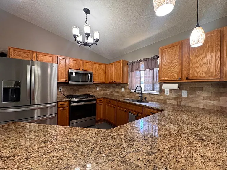5 Unison Ct — Photo 6