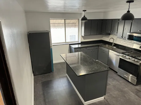 135 Morewood Ave, Pittsburgh, PA