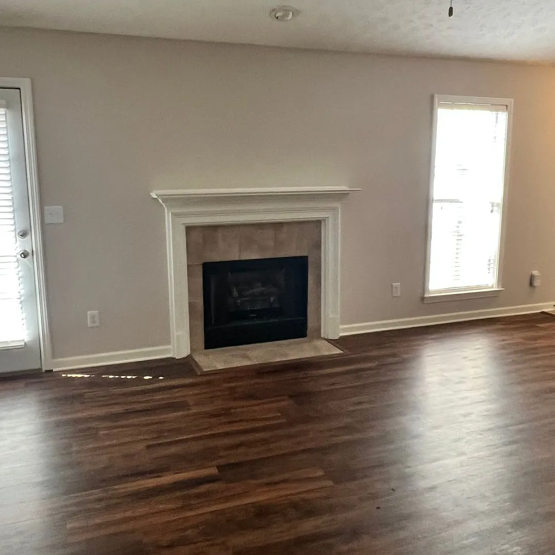 Building Photo - 1124 Stafford Dr