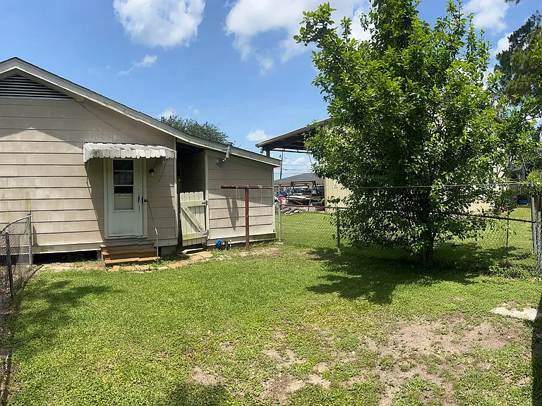 1829 Badt Ave #B — Photo 13