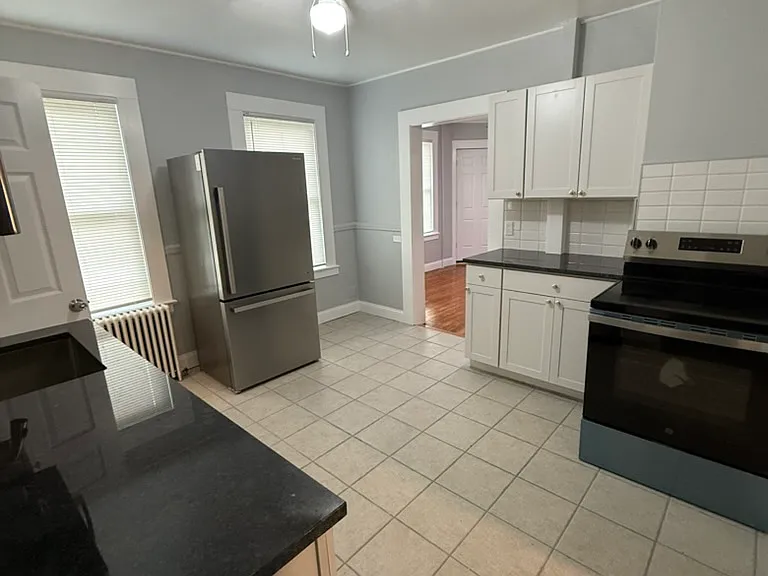 319 Delavan Ave #1 — Photo 7