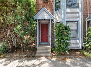 86 Howe St #A, North Haven, CT 06473