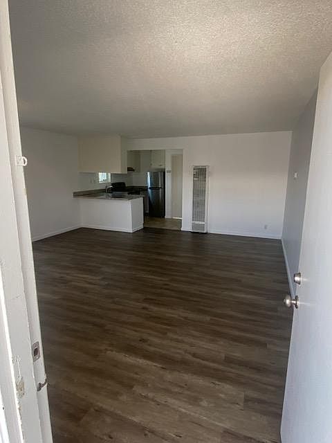 1st image of 685 Iris Ave #40