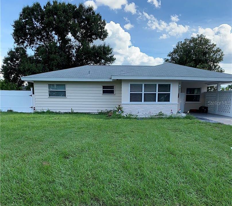 1st image of 3316 Barstow St