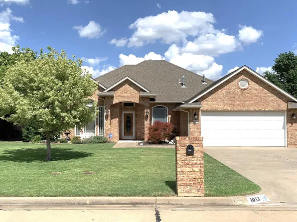 1013 Quail Ridge Rd, Enid, OK 73703