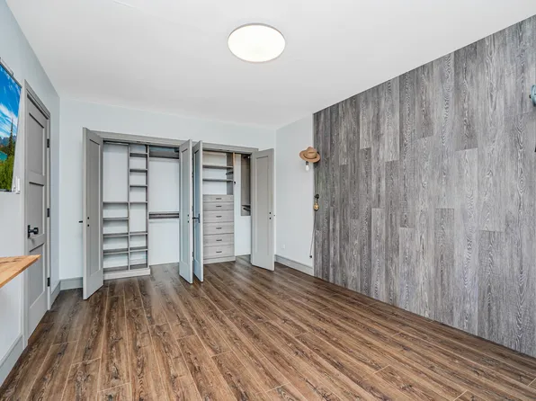 9707 Fourth Avenue image 17 of 20