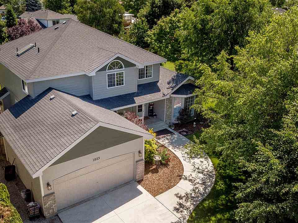 1st image of 1823 S Timberlane Dr