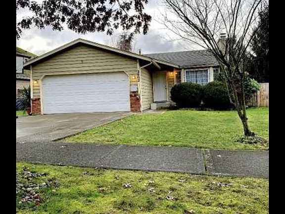 3rd image of 2602 20th St SE