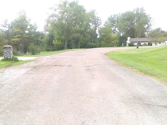 4th image of 10301 Rolling Meadow Blvd