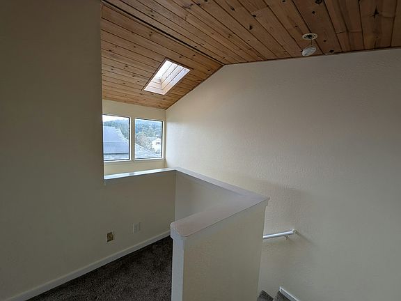 5th image of 1480 G St #A