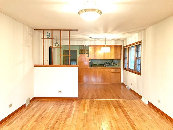 4th image of 9742 S Albany Ave
