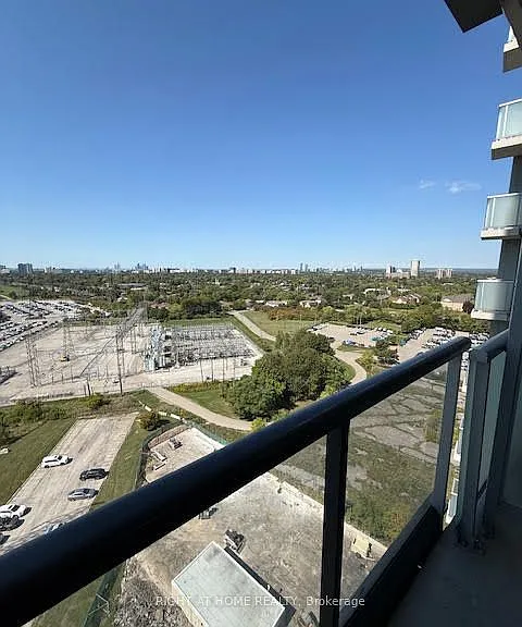 5740 Yonge St #1603 — Photo 9