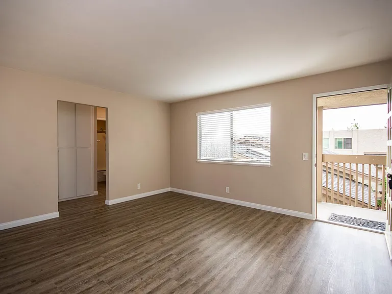Merrywood Apartments — Photo 4