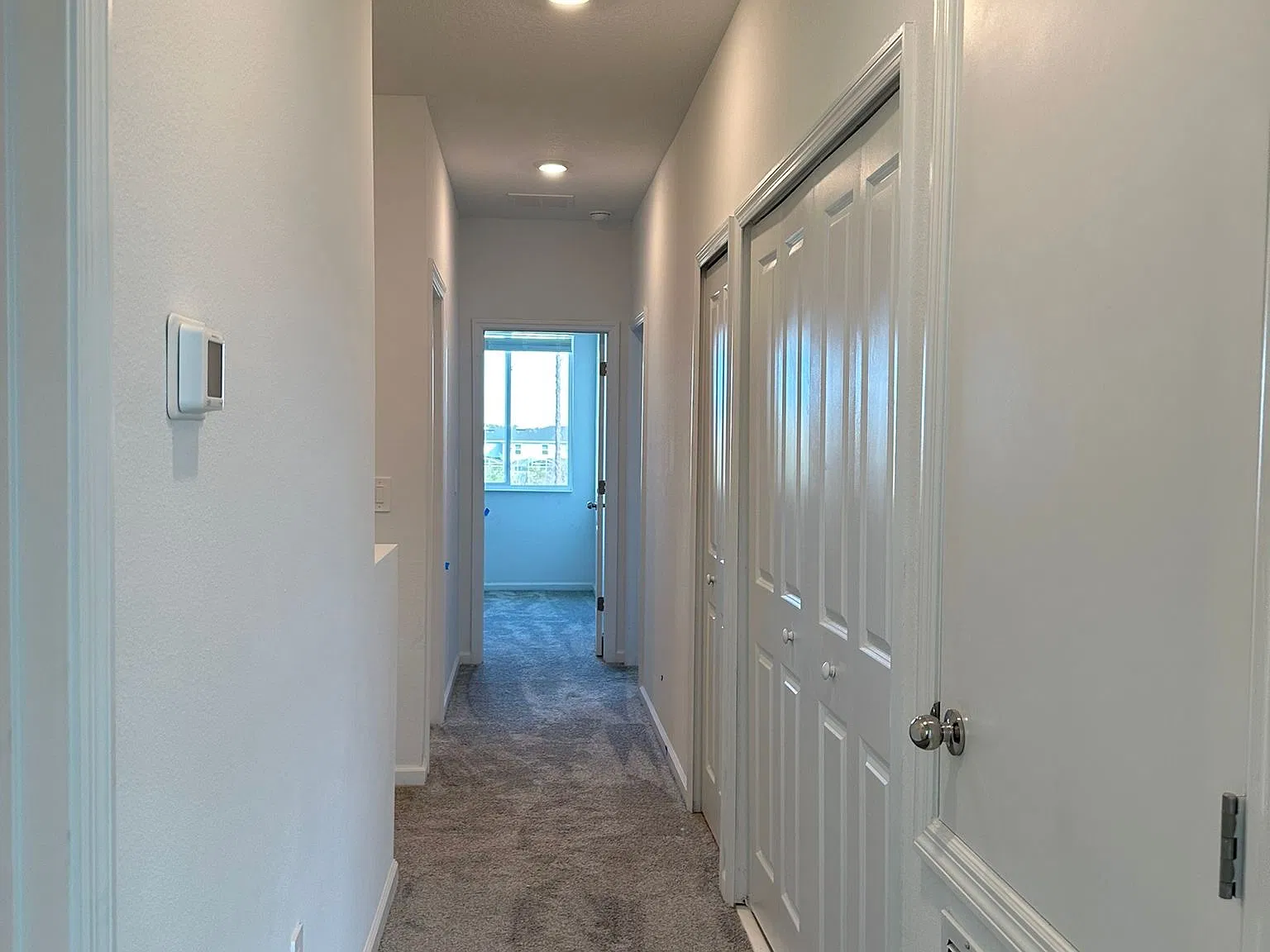 4 bed, 1954 sqft, $2,450 — Photo 3