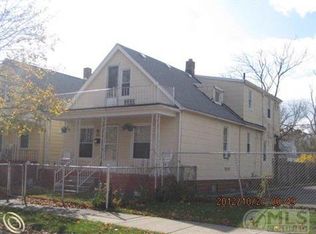 9207 Delmar St, Detroit, MI 48211