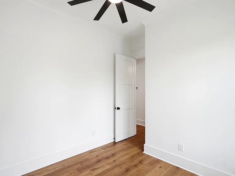 9016 Sedgley Dr — Photo 39