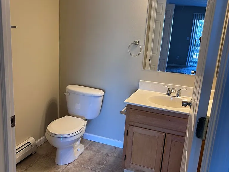 Lakepointe Apartment Homes — Photo 25