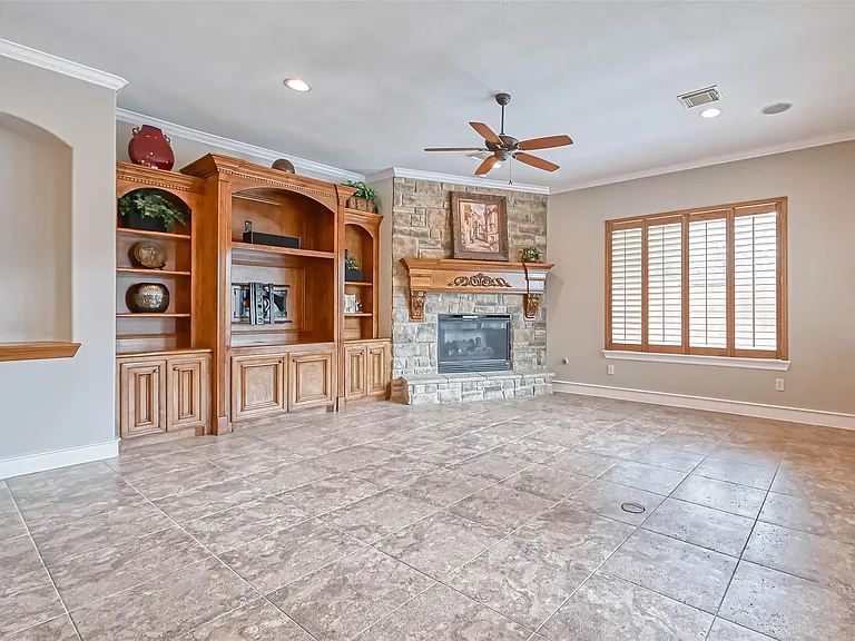 13815 Nathan Ridge Ln — Photo 10