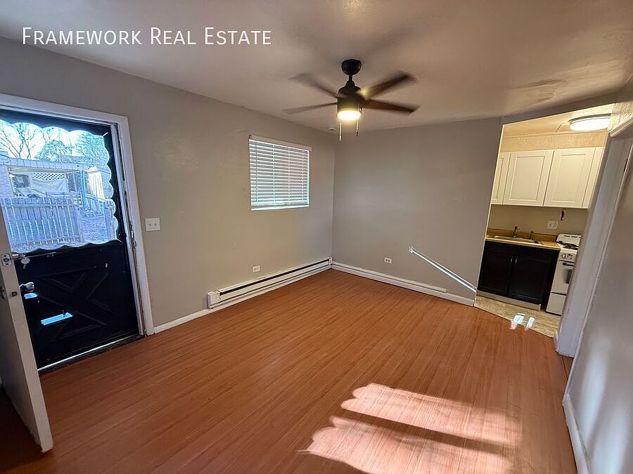 1st image of 1356-1376 Zephyr St #1372