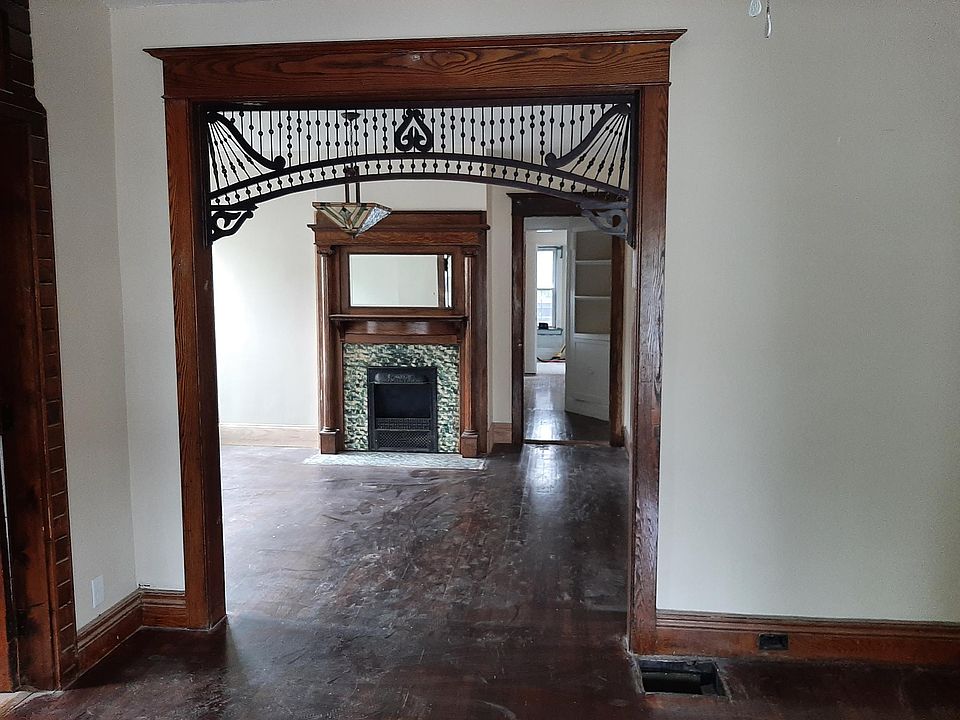 1st image of 96 East St #1
