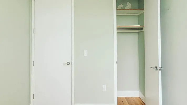 Rented by Nooklyn NYC LLC | media 74