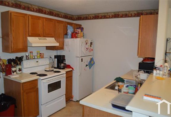 5th image of 5321 S Ponderosa St APT B
