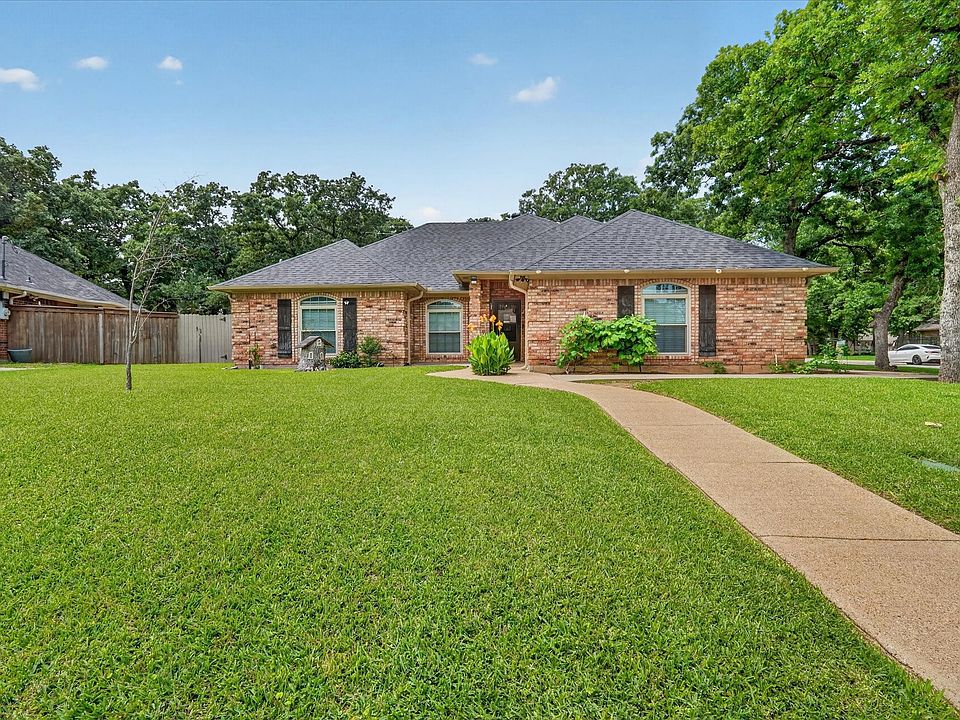 1st image of 1000 Shady Hill Ln