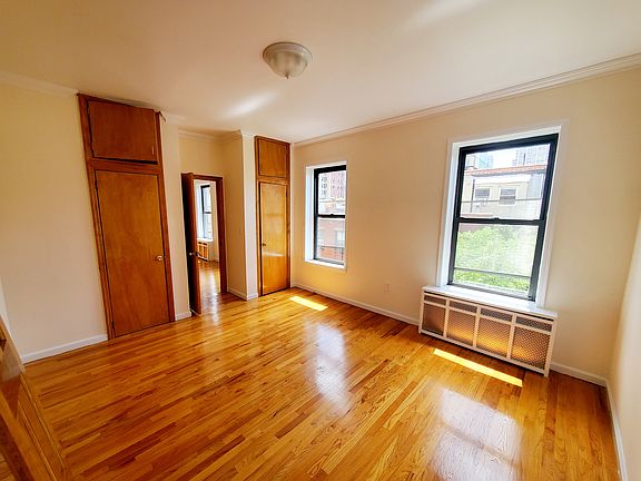 5th image of 22 W 77th St APT 5
