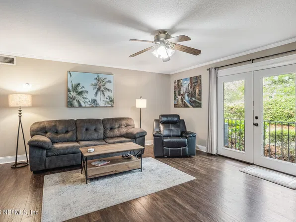 13715 RICHMOND PARK Drive #903, Jacksonville, FL 32224