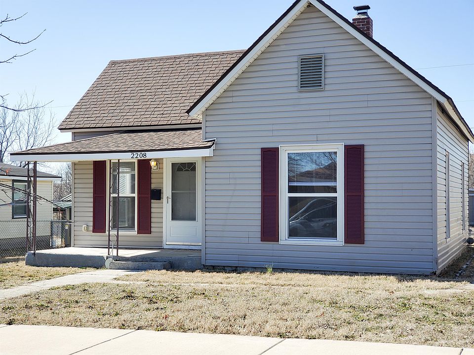 1st image of 2208 Bird Ave
