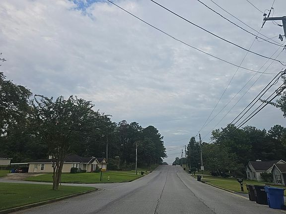 4th image of 6001 Hunter Rd